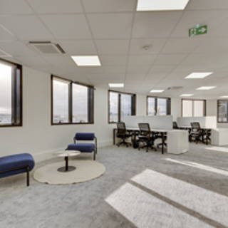 Espace indépendant 317 m² 40 postes Coworking Avenue Georges Pompidou Levallois-Perret 92300 - photo 4